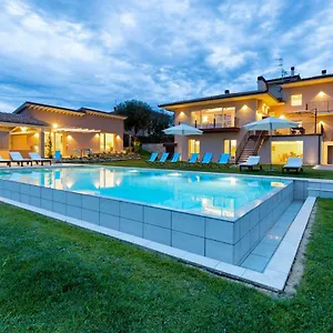 Ferienhaus Luxury Spaccasole Su Cortona - Sauna & Infinity Pool, Foiano Della Chiana